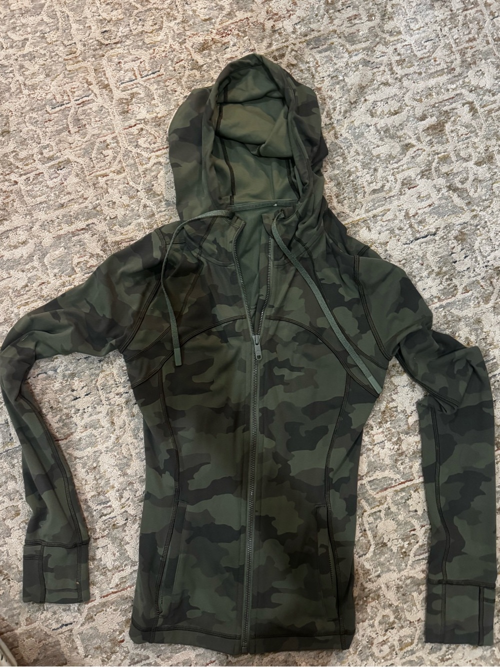 Lululemon Hooded Define Jacket *Nulu - Camo Green Twill (Size 6)